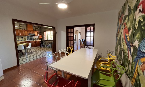 Sprzedaż - Willa wolnostojąca -
La Nucía