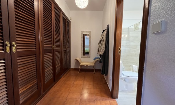 Sprzedaż - Willa wolnostojąca -
La Nucía