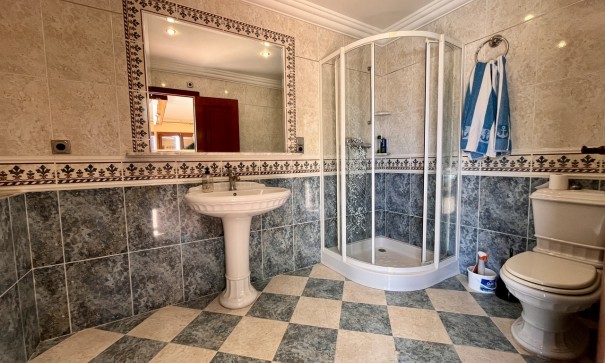 Sprzedaż - Willa wolnostojąca -
La Nucía