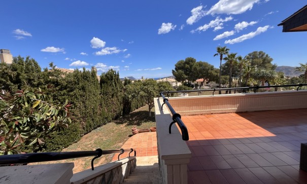 Sprzedaż - Willa wolnostojąca -
La Nucía