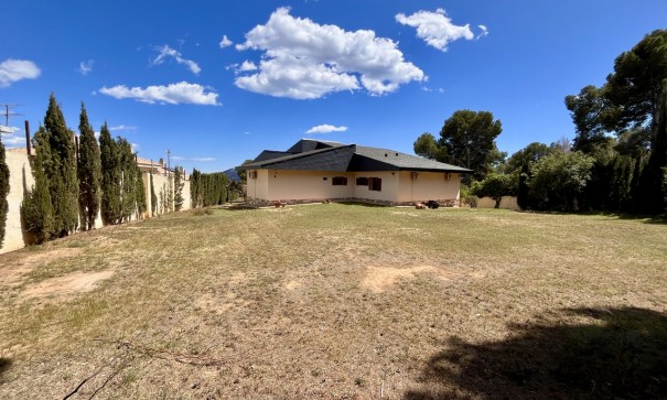 Sprzedaż - Willa wolnostojąca -
La Nucía