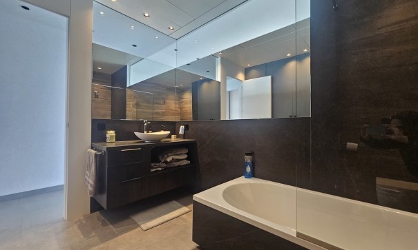 Venta - Chalet Independiente -
La Zenia