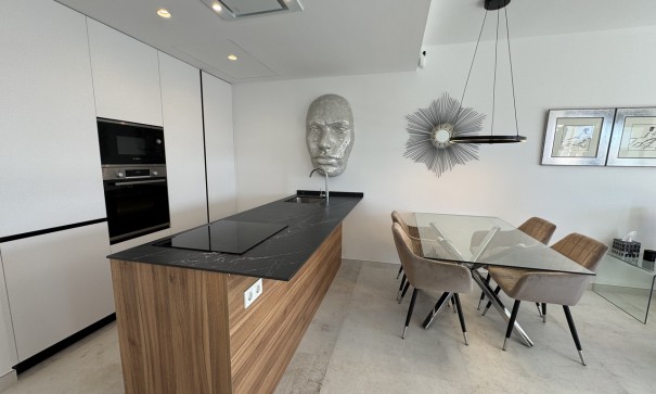 Herverkoop - Apartement Flat -
Playa Flamenca