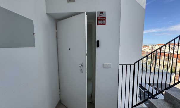 Herverkoop - Apartement Flat -
Playa Flamenca