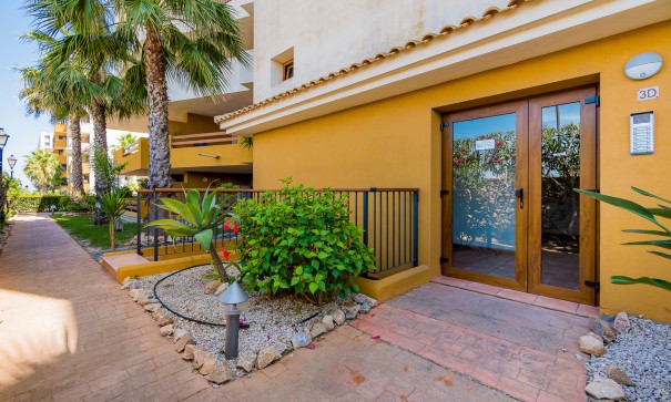 Venta - Apartamento piso -
Punta Prima