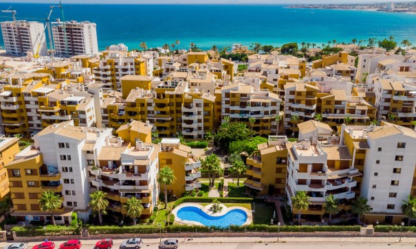 Venta - Apartamento piso -
Punta Prima