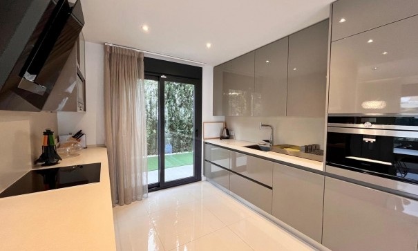 Venta - Chalet Independiente -
Dehesa de Campoamor - Dehesa de campoamor