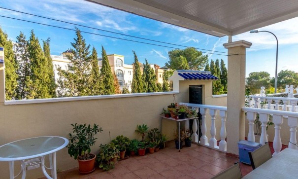 Herverkoop - Vrijstaande Villa -
Orihuela Costa - Villamartín