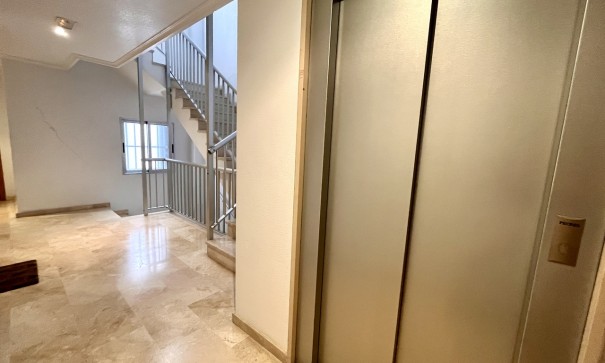 Sprzedaż - Apartament mieszkanie -
Guardamar del Segura