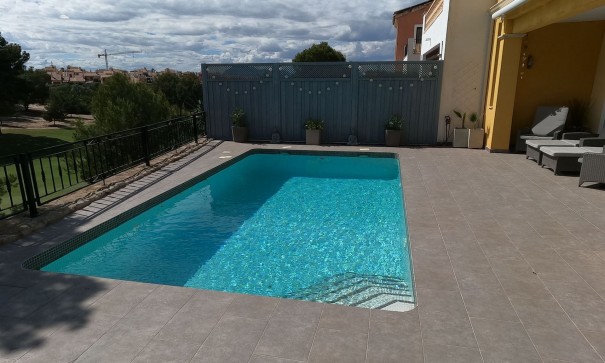 Återförsäljning - Fristående villa -
Algorfa - La Finca Golf