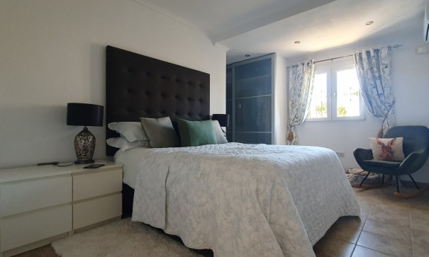 Återförsäljning - Fristående villa -
Orihuela - La Florida