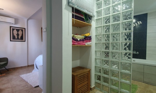 Återförsäljning - Fristående villa -
Orihuela - La Florida