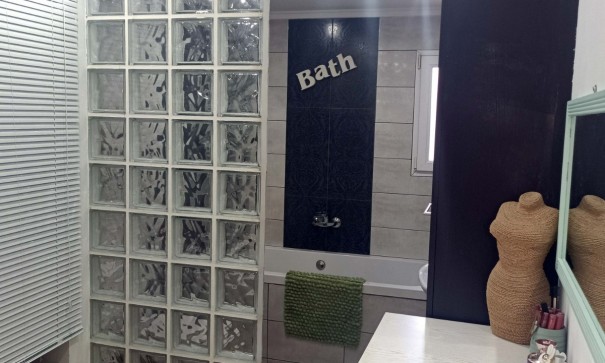 Återförsäljning - Fristående villa -
Orihuela - La Florida