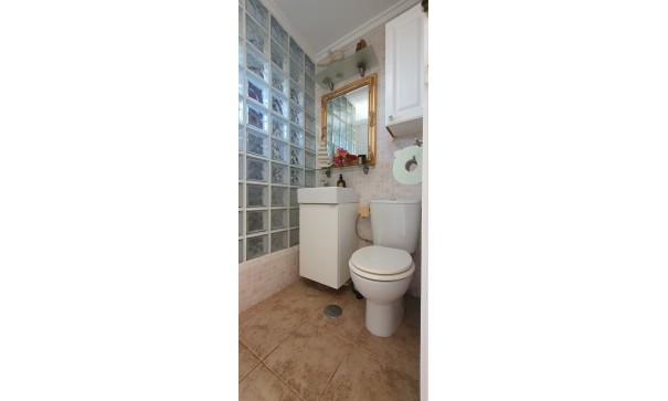 Återförsäljning - Fristående villa -
Orihuela - La Florida