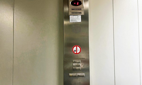 Sale - Garage -
Torrevieja - Playa del cura