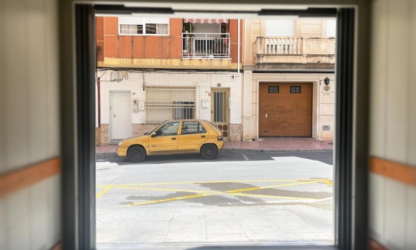 Sale - Garage -
Torrevieja - Playa del cura