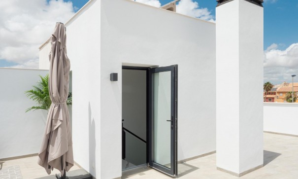 Nowa konstrukcja - Willa wolnostojąca -
San Pedro del Pinatar - San Pedro de Pinatar