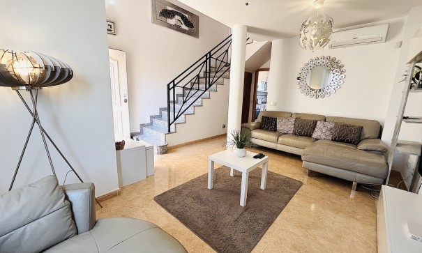 Herverkoop - Stadswoning -
Cabo Roig