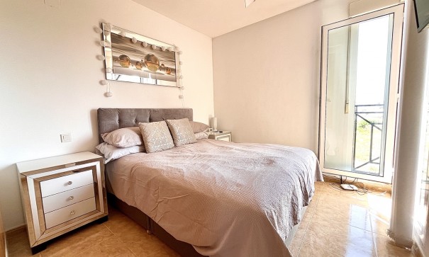 Herverkoop - Stadswoning -
Cabo Roig