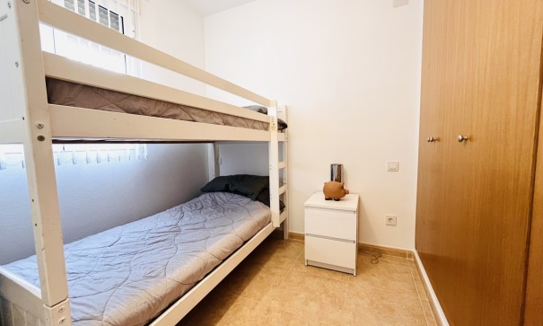 Herverkoop - Stadswoning -
Cabo Roig