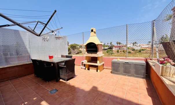 Herverkoop - Stadswoning -
Cabo Roig