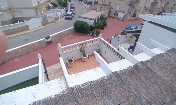 Sale - Town house -
Algorfa