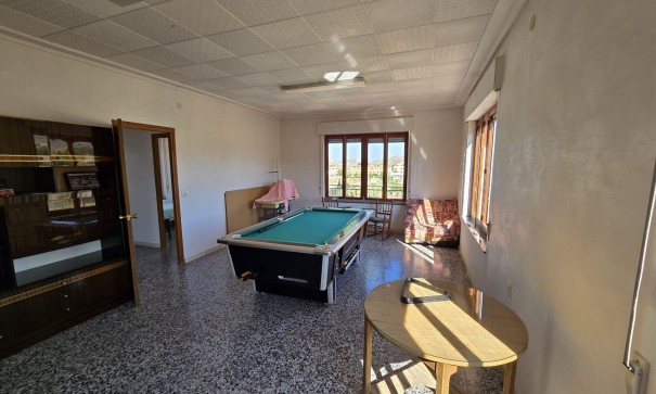 Resale - Freistehende Villa -
Monóvar