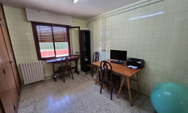 Resale - Freistehende Villa -
Monóvar