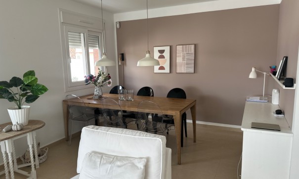 Herverkoop - Vrijstaande Villa -
Gran Alacant