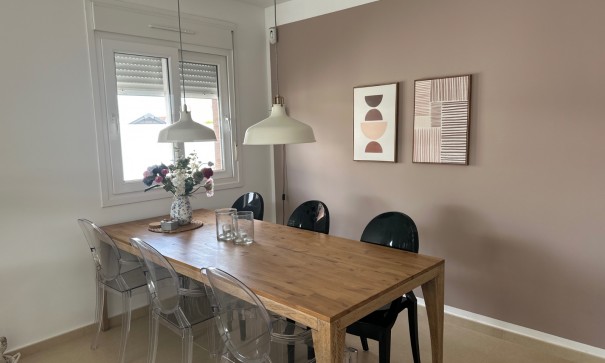 Herverkoop - Vrijstaande Villa -
Gran Alacant