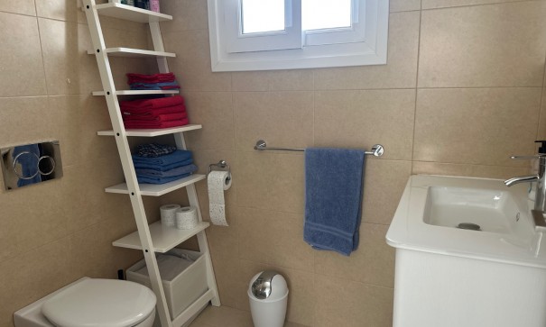 Herverkoop - Vrijstaande Villa -
Gran Alacant