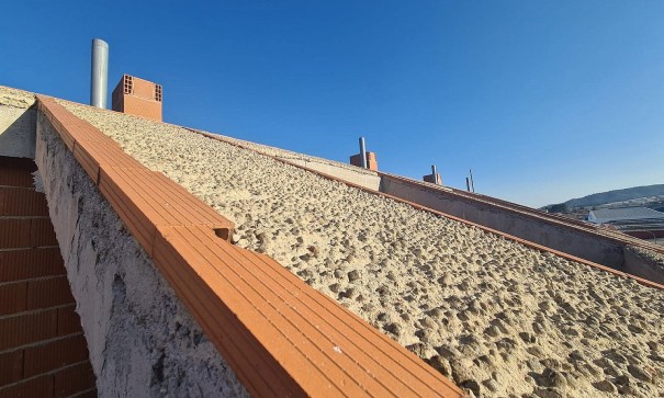 Obra Nueva - Casa de pueblo -
Salinas