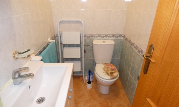 Sale - Town house -
Algorfa