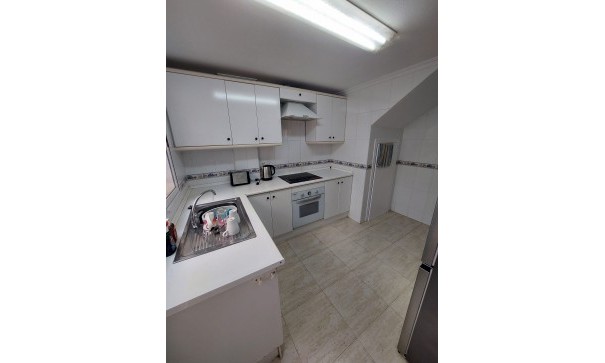 Resale - Doppelhaushälfte -
Los Altos