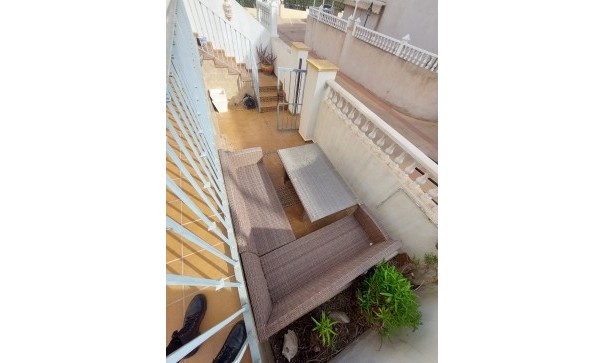 Resale - Doppelhaushälfte -
Los Altos