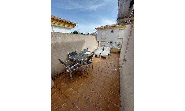 Resale - Doppelhaushälfte -
Los Altos