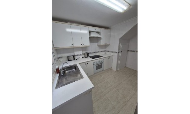 Resale - Doppelhaushälfte -
Los Altos