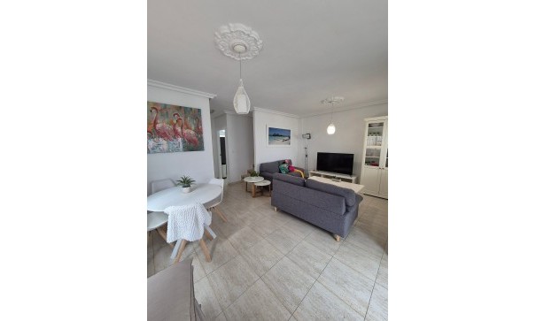 Resale - Doppelhaushälfte -
Los Altos