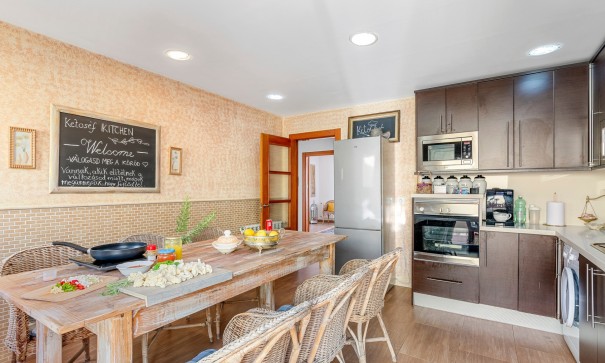 Sale - Detached Villa -
Alfaz del Pi - Alfas del Pí