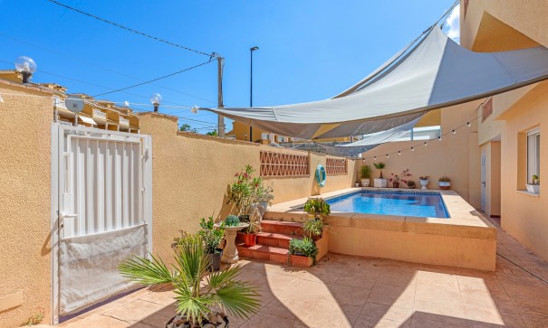 Sale - Detached Villa -
Alfaz del Pi - Alfas del Pí