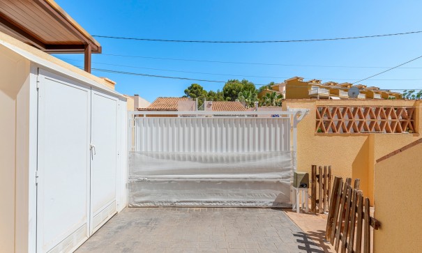 Sale - Detached Villa -
Alfaz del Pi - Alfas del Pí