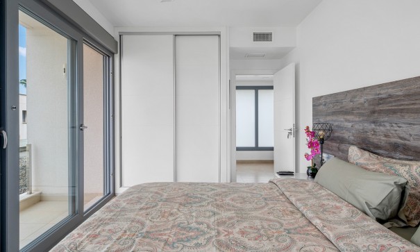 Sprzedaż - Willa wolnostojąca -
Orihuela - Vistabella Golf