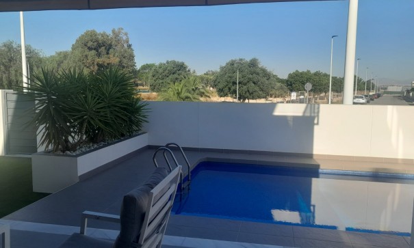 Herverkoop - Vrijstaande Villa -
Gran Alacant