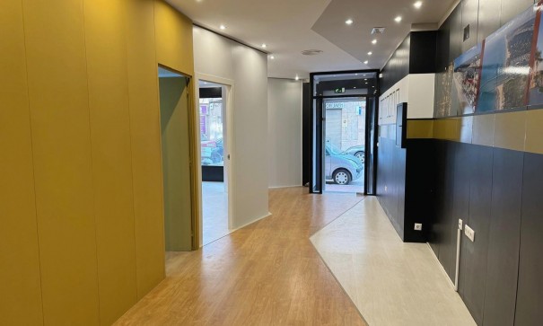 Sale - Commercial -
Guardamar del Segura